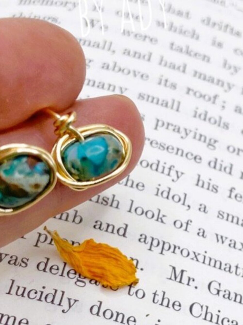 Dainty jewelry+ TURQUOISE GOLD STUD+ Halo earrings - Picture 3 of 4